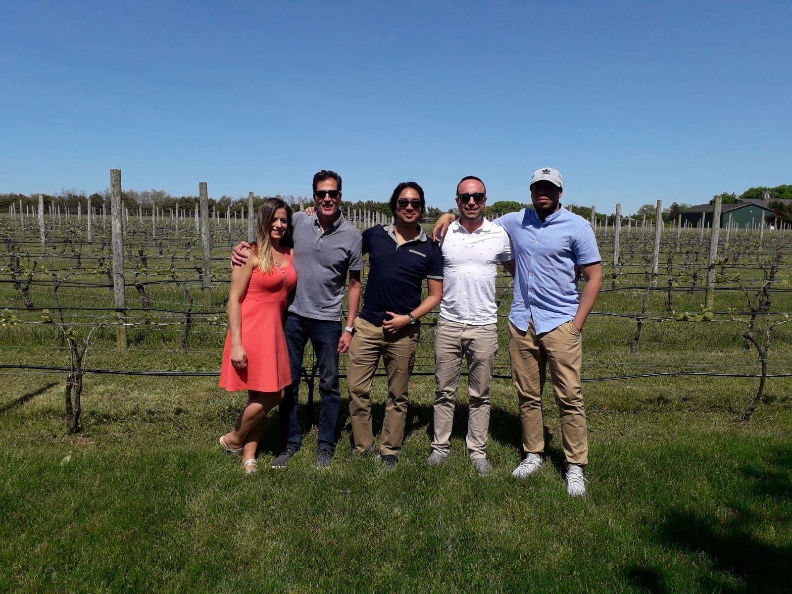  Long-Island-Vineyard-Tour-with-Friends