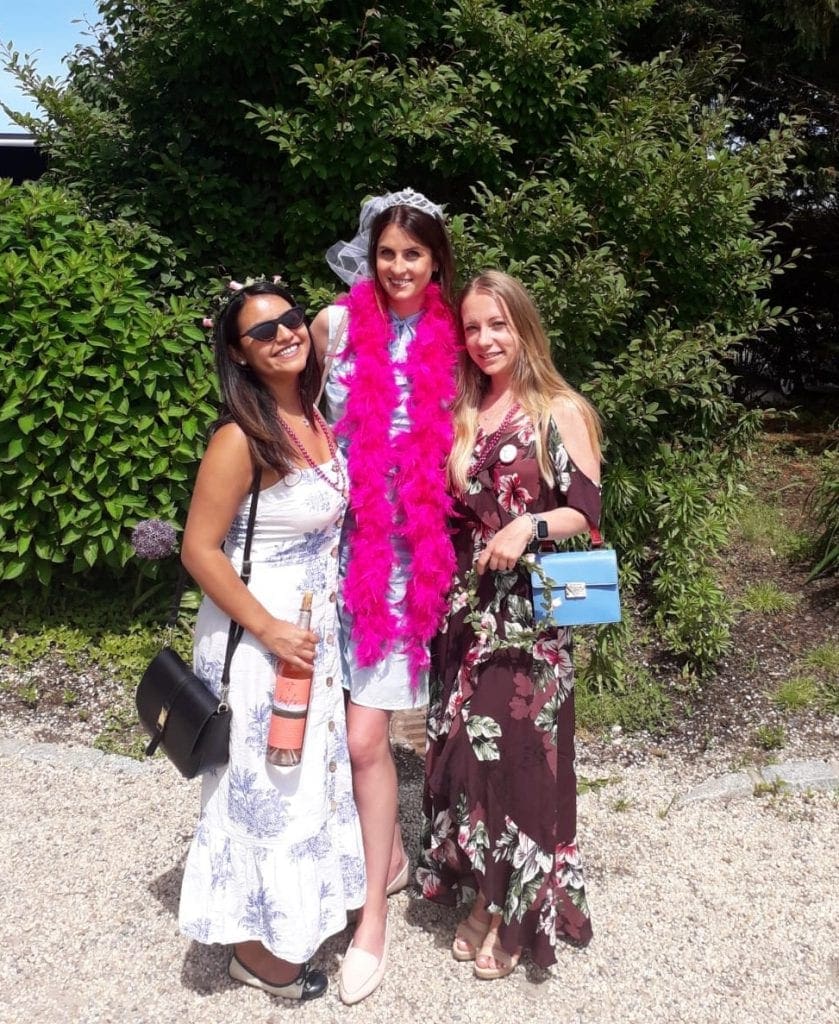 Vineyard Tours Tastings with Friends in Long Island