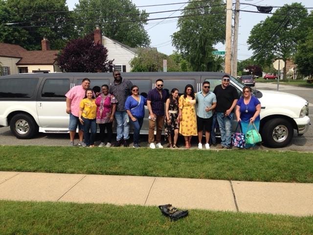 Vineyard Tours Tastings with Friends in Long Island
