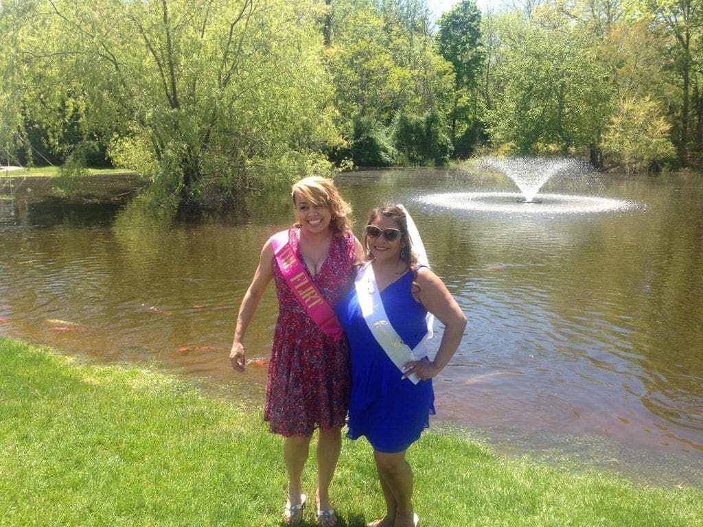 Wine tasting Tours with Friends in Long Island NY